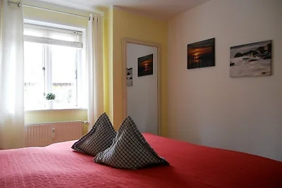 Friesenperle 3, Feldstrasse