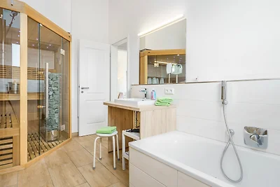 ZUM WELLENBAD |