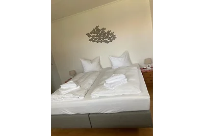 Sylvie Steinhardt, Wohnung 3