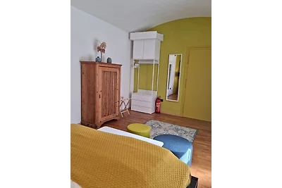 Yellow Flat