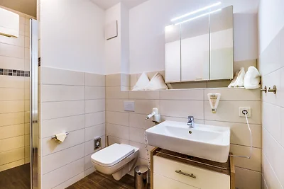 LAGOVIDA Seglerhütte (a) am