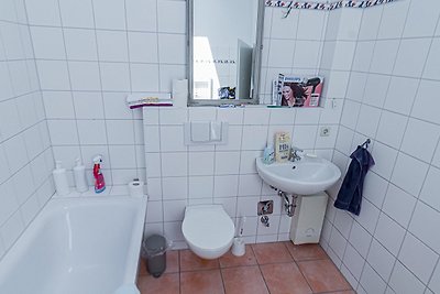 Familien-Suite-im-Wald-am-See