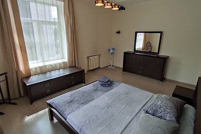 One bedroom. 17.Kreschatyk str.