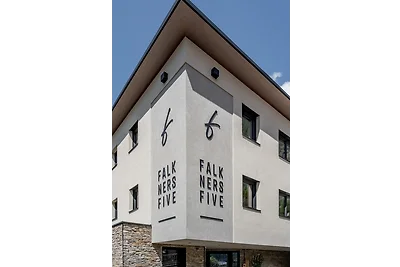 Falkners Five - Apartment three