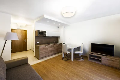 Sun&Snow Resorts - Apartment 215