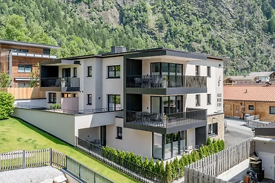 Falkners Five - Apartment five