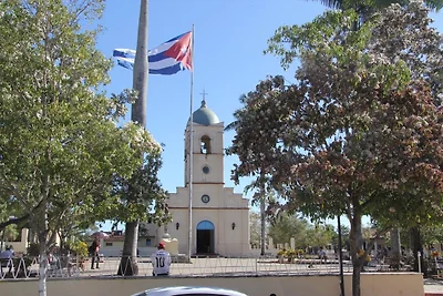 Hostal El Almendro Maritza y Omar