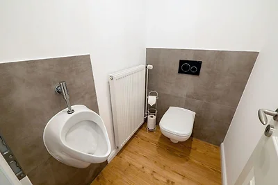 Monteurwohnung in Villa - 8 Betten