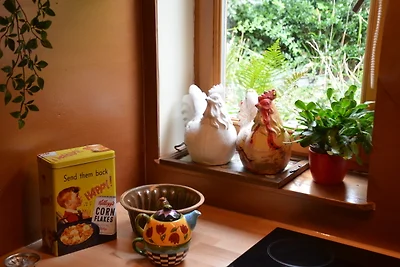 Rotes Kreativ-Ferienhaus