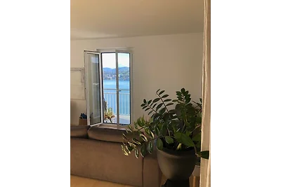 Moderne Wohnung mit Seesicht