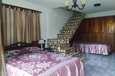 CASA MARIA DE LOS ANGELES