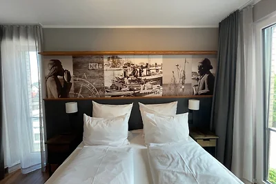 4Hafenzeiten - NIE.8 Albatros