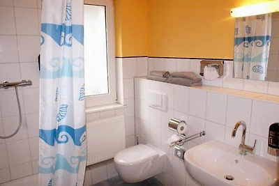 Bütow WE3 mit Parkplatz - ABC7