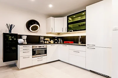 Sun&Snow Komuny Paryskiej -