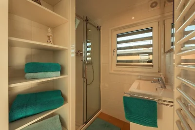 Casa su barca Vacanza single Görlitz
