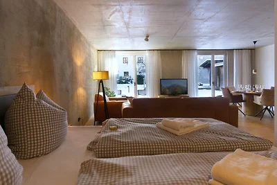 Adlerhaus, Gartenwohnung -410-