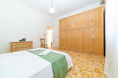 Villetta Pina 50 metri da spiaggia