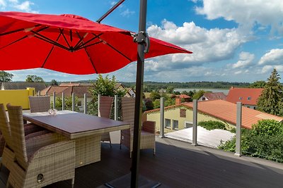 Gutshof-Penthouse-Wohnung- Seeblick