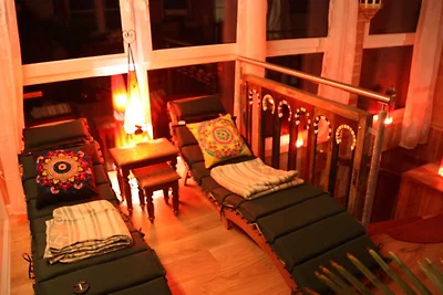 Eifelyeti Sunset Lounge