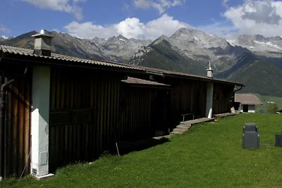 Almhütte mit Sauna & Whirlpool in