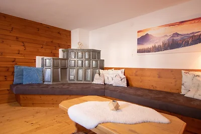 Loya Chalet (WILD32)