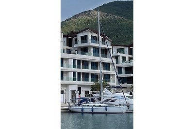 Bateau d`habitation Vacances en solo Montenegro 