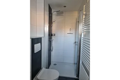 Ruhige Ferienwohnung mit Balkon und