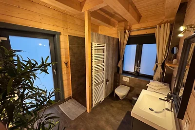 Romantik Hütte anno 2018, Haus 2