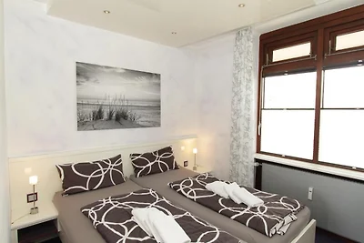 Bi de Wyk, Whg. D2B - Halligwarft