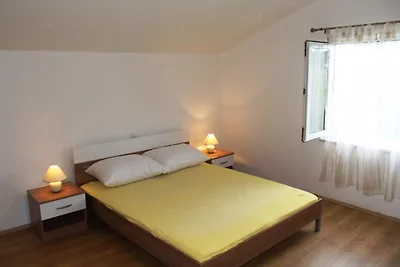 Appartamento Vacanza con famiglia Supetarska Draga