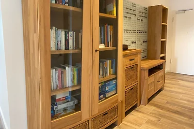 Port Marina "Schlagseite"