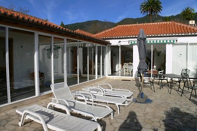 Villa Finca Tijarafe mit beheiztem