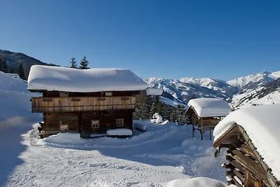 Urige Berghütte in ruhiger