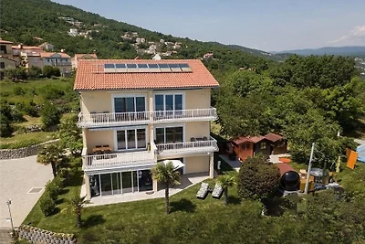 BELA VISTA 5 Appartements Opatija