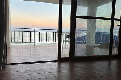 Buddy's Beach House Studio 2