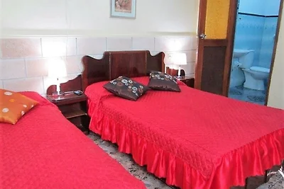 Hostal Dr. Claudio y Iliana