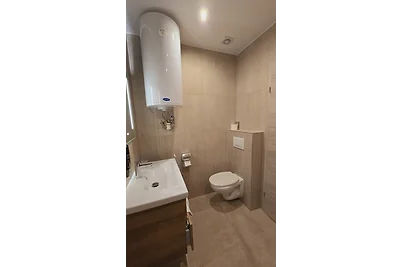 Elegance Lux Living 214