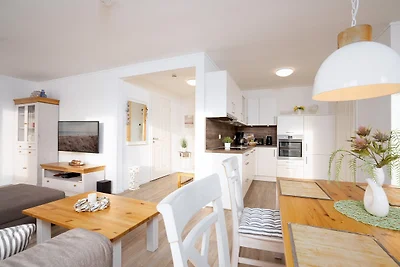 Memelstrasse 7 Buhne