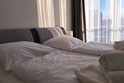 Apartment 28, Blickrichtung