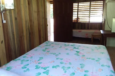 CASA YAN-INOLVIS. MAGUANA BEACH