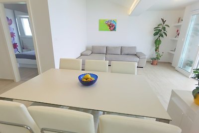 Beach House - penthouse apartment