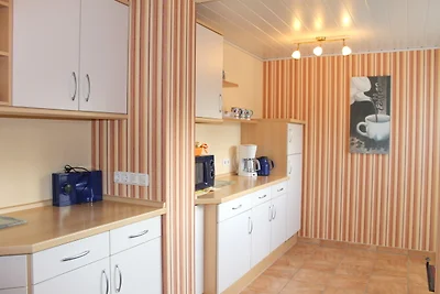 Geräumiger Bungalow im Ostseebad