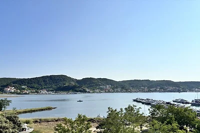 Appartamento Vacanza con famiglia Supetarska Draga