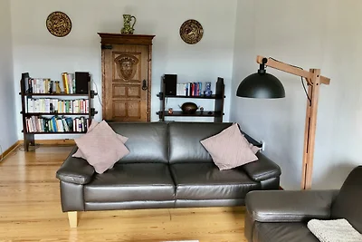 Ostseenahes Traumhaus am Kiel-Kanal