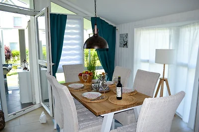 Modernes Ferienhaus direkt an der
