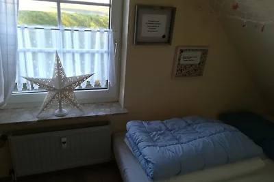 FEWO KIRA, direkt hinterm Deich