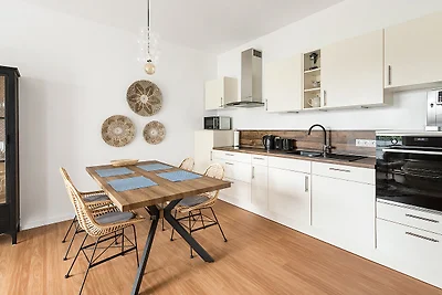 Ferienwohnung am See "Elodie"