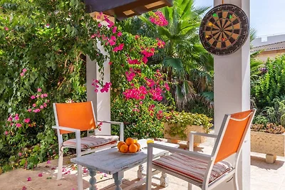 Cottage 50 m From the Beach