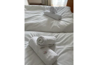 Gabi mit Pool und Sauna