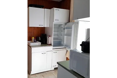 Brockenhütte am Waldesrand